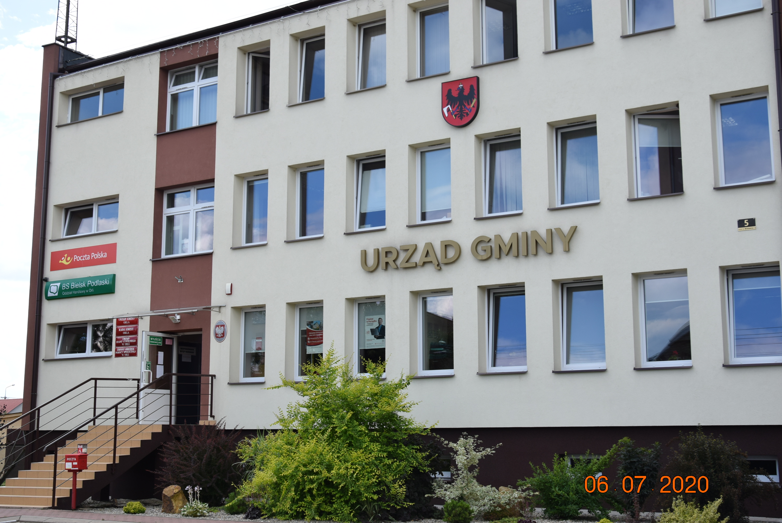 zdjęcie budynku urzędu gminy